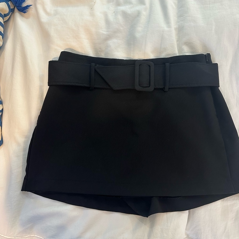 Zara belt skort